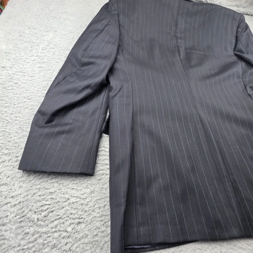 Jos. A. Bank Blazer Mens 42 RG Charcoal Grey Pinstripe Wool Signature Gordon